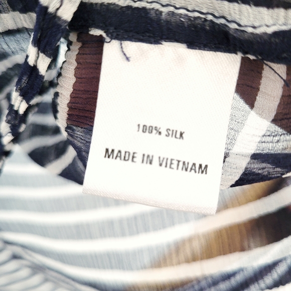 Zoa New York | Silk High Low Blouse - Picture 7 of 12